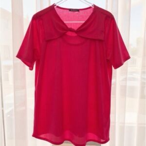NWOT unworn women’s top size small